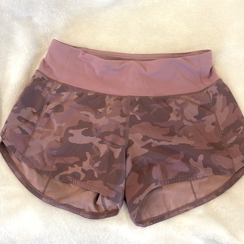 Size 4 Lululemon Speed Up Shorts 4”